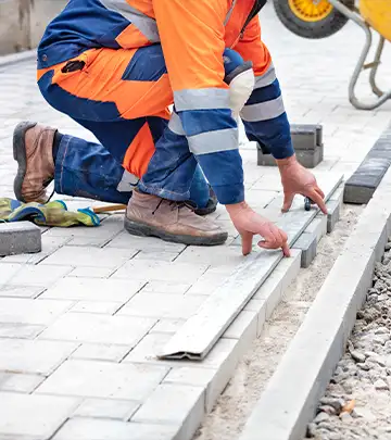 Pose de bordures et pavés
